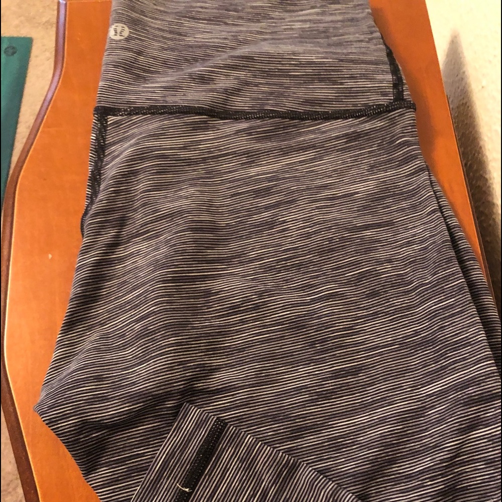 Lululemon size 8 align crops